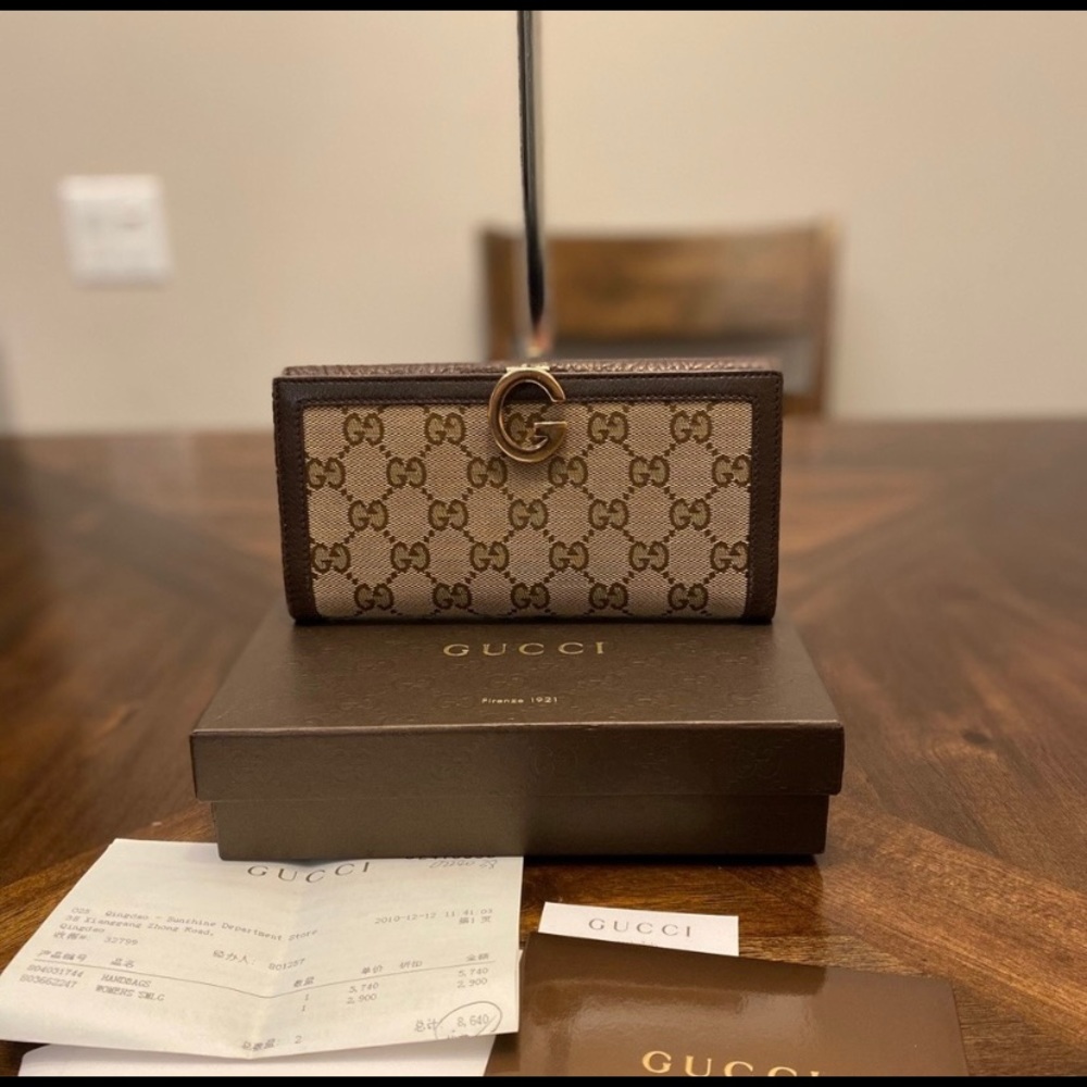AUTHENTIC Vintage Gucci Logo GG Supreme Wallet